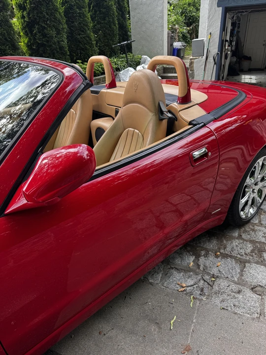 2004 Maserati Spyder - Image 29 of 31