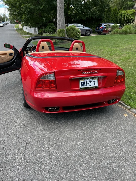 2004 Maserati Spyder - Image 17 of 31