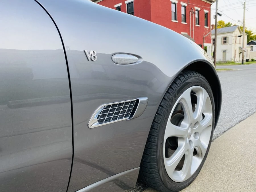 2004 Maserati Spyder - Image 10 of 12