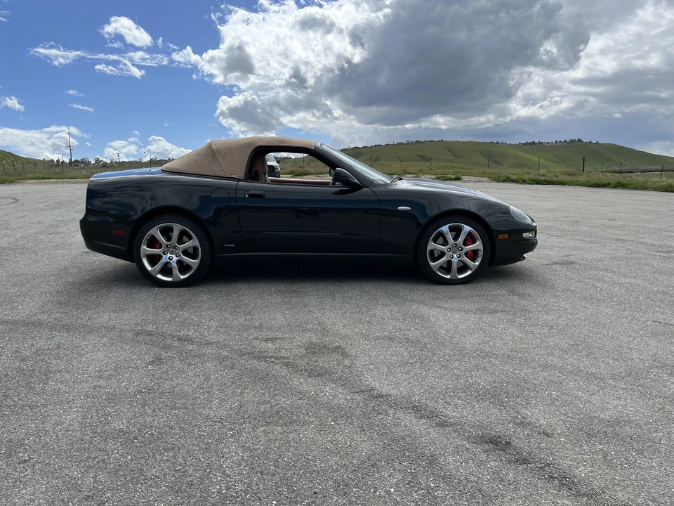 2004 Maserati Spyder - Image 13 of 31
