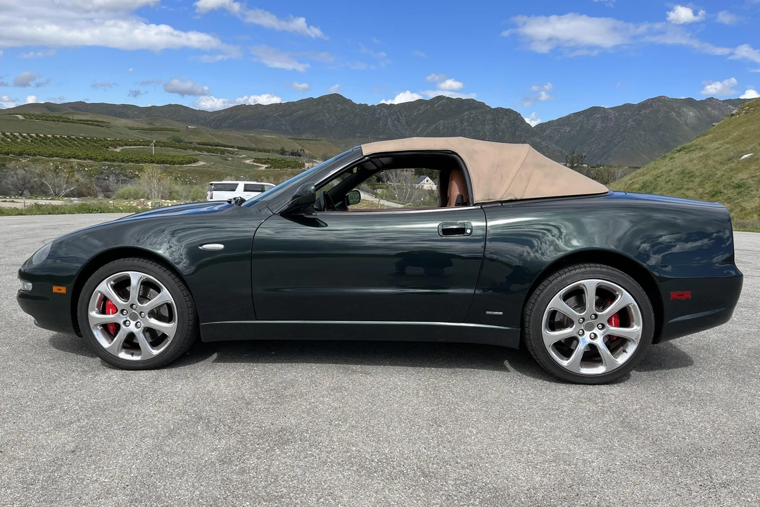 2004 Maserati Spyder - Image 3 of 31