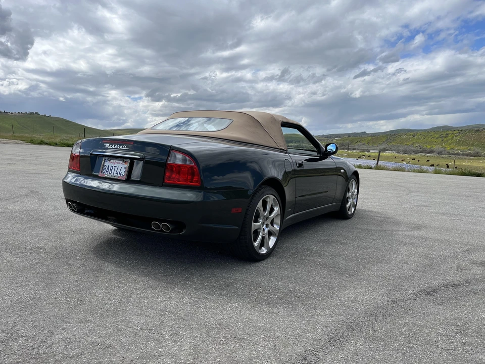 2004 Maserati Spyder - Image 11 of 31