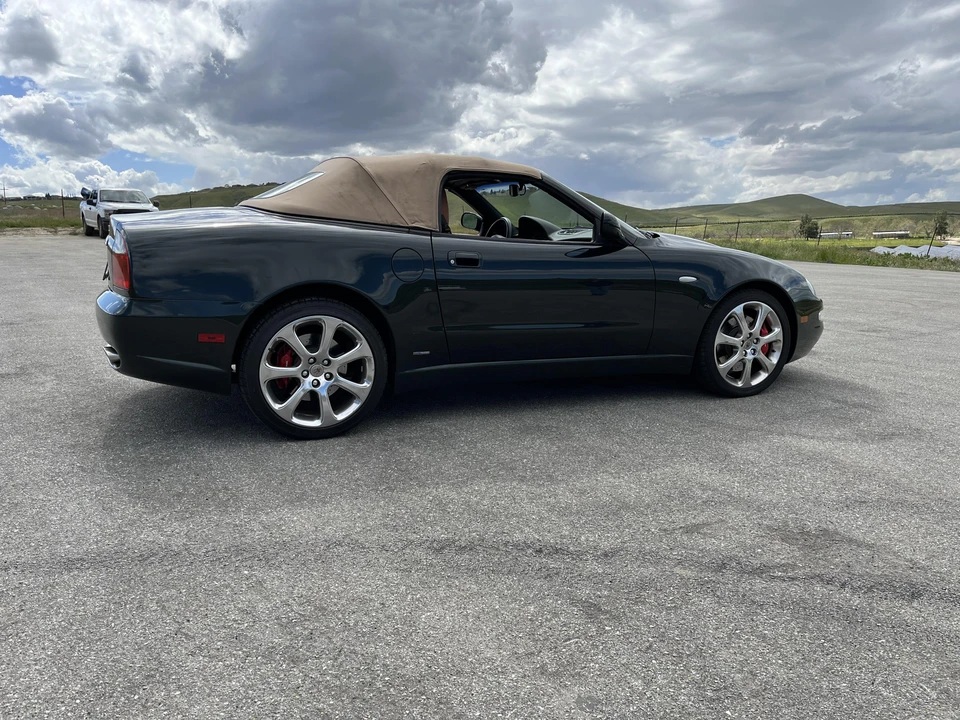 2004 Maserati Spyder - Image 12 of 31