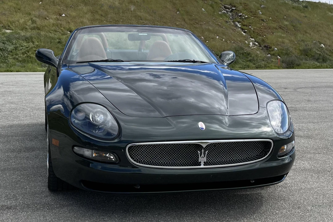 2004 Maserati Spyder - Image 2 of 31
