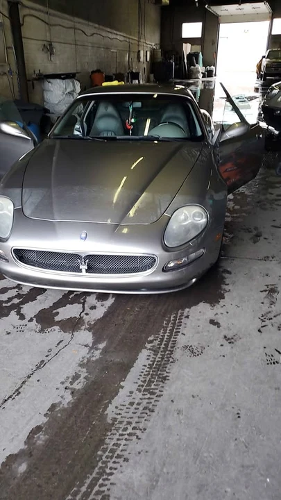 2004 Maserati Coupe - Image 2 of 8