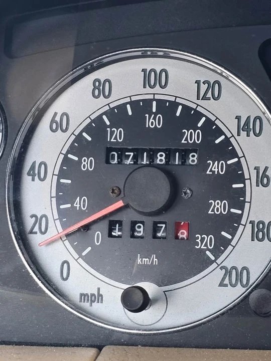 2004 Maserati Coupe - Image 11 of 12