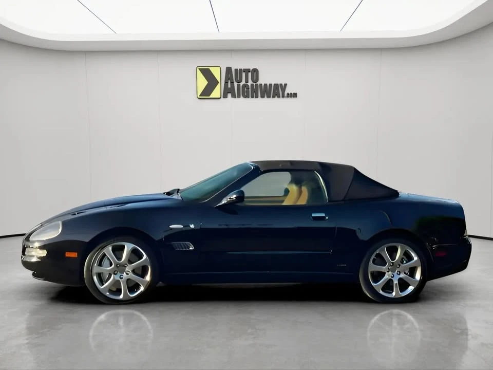 2004 Maserati Spyder - Image 12 of 20