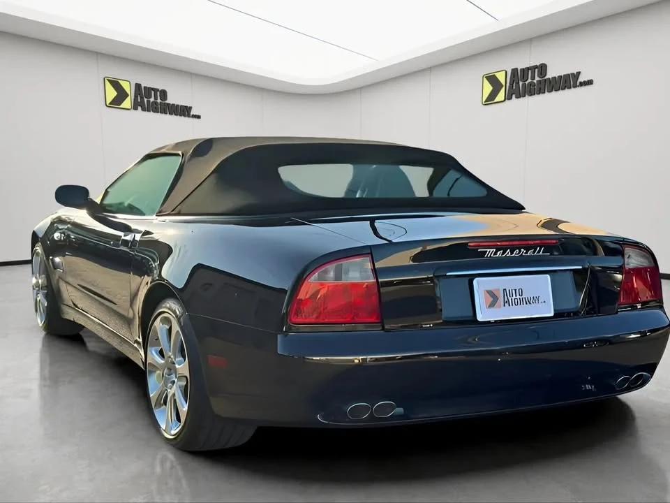 2004 Maserati Spyder - Image 9 of 20