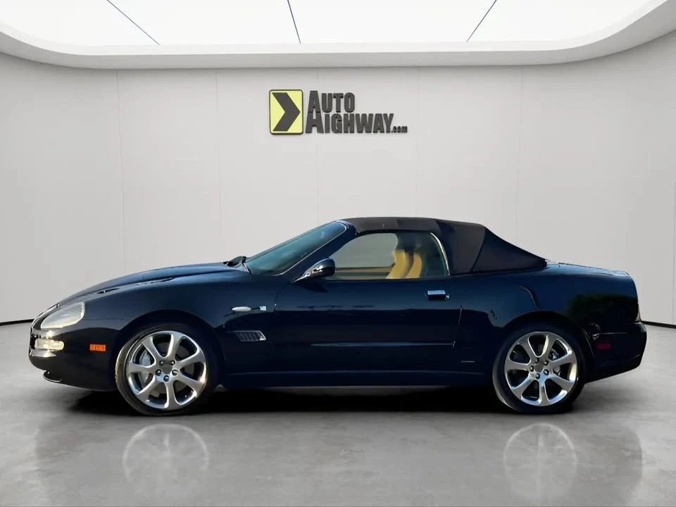 2004 Maserati Spyder - Image 11 of 20