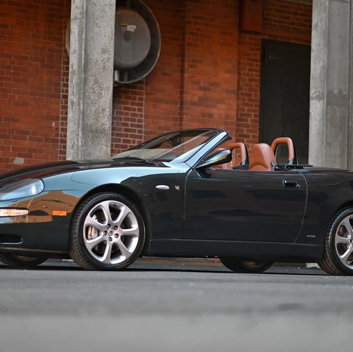 2004 Maserati Spyder - Image 1 of 20