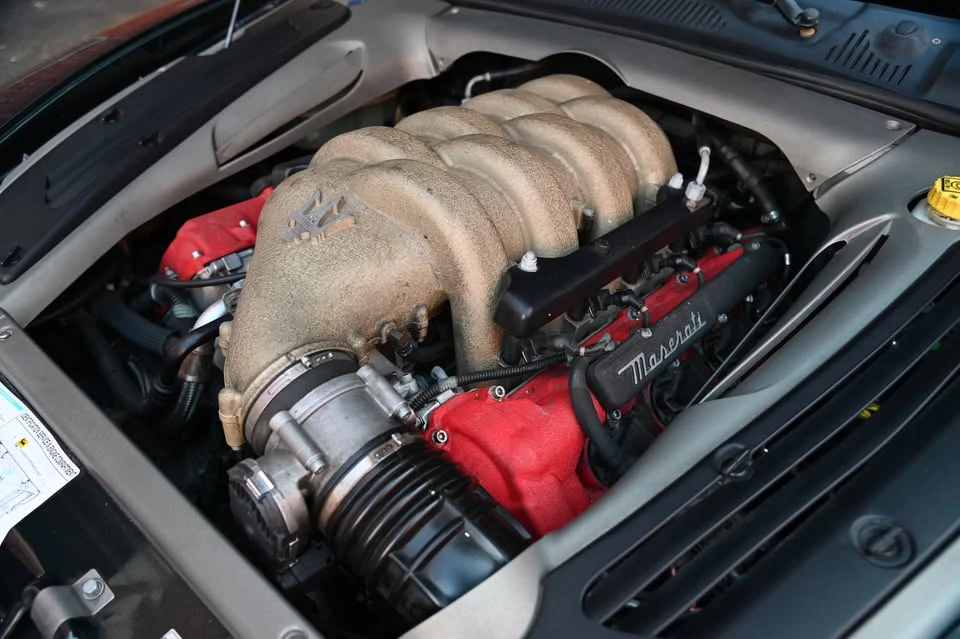 2004 Maserati Spyder - Image 16 of 20