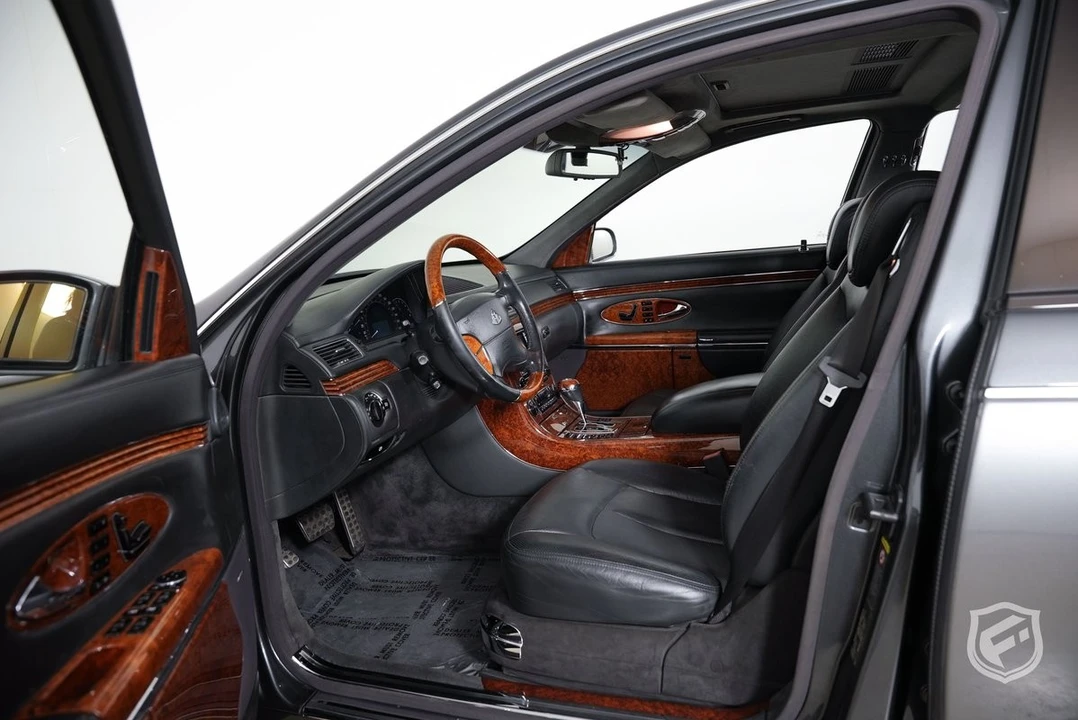 2004 Maybach - Image 14 of 21
