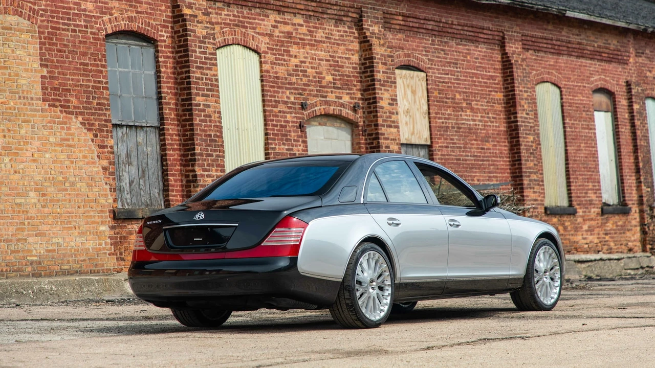 2004 Maybach 57 - Image 10 of 14