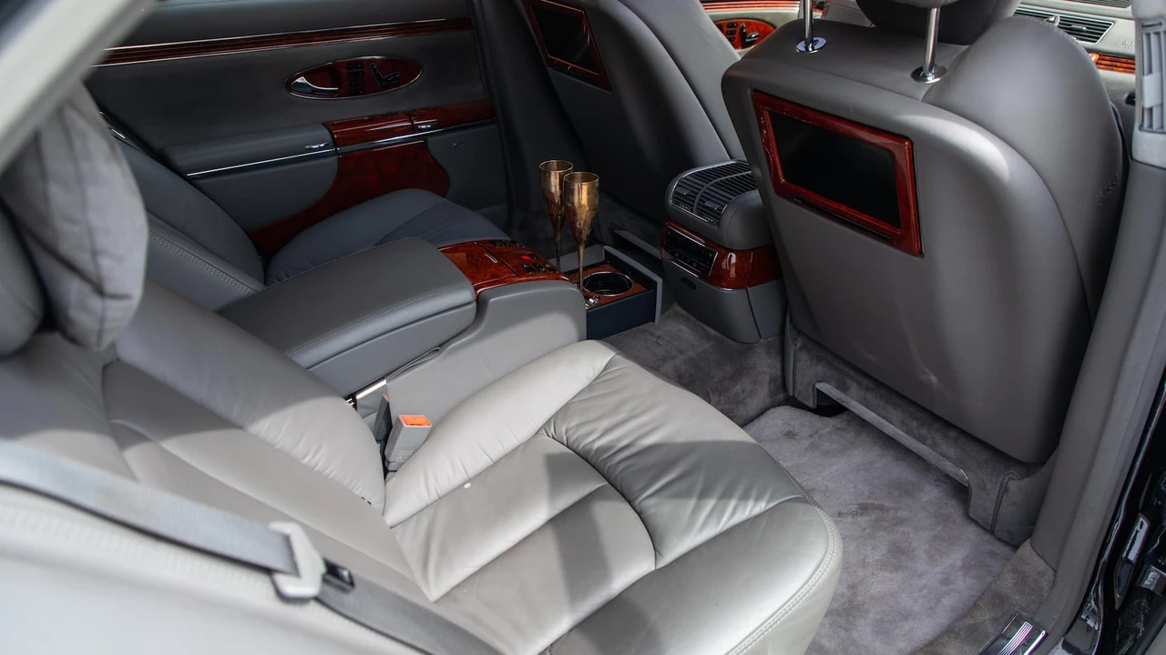 2004 Maybach 57 - Image 13 of 14