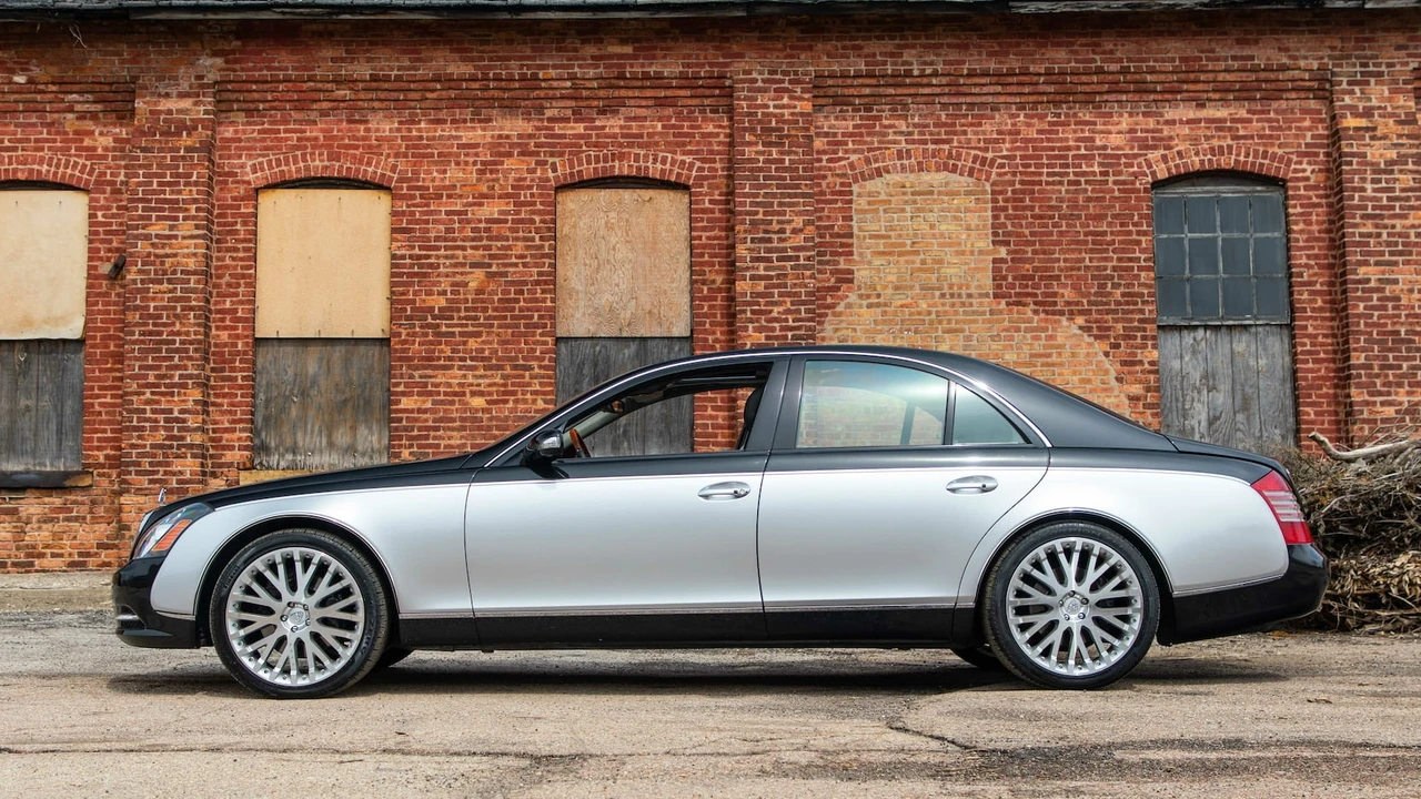 2004 Maybach 57 - Image 2 of 14