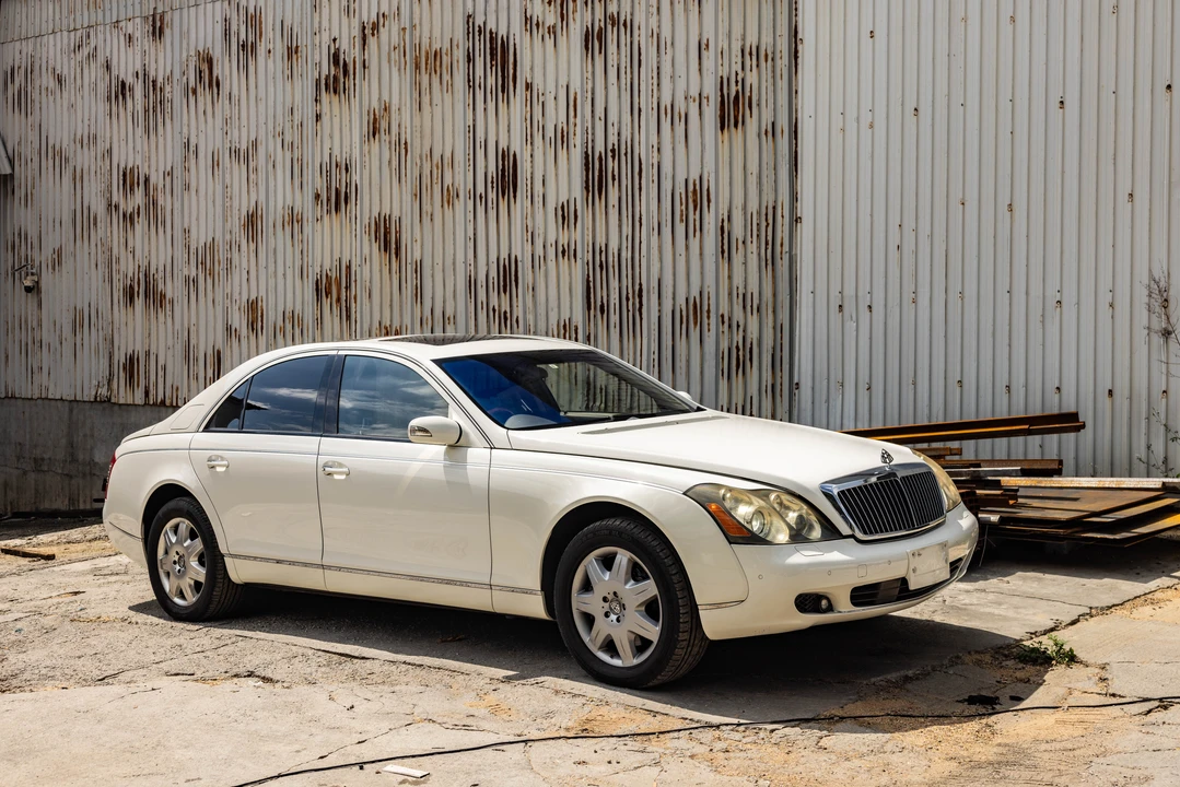 2004 Maybach 57 - Image 2 of 31