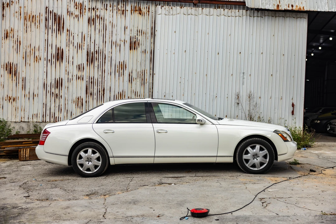 2004 Maybach 57 - Image 7 of 31