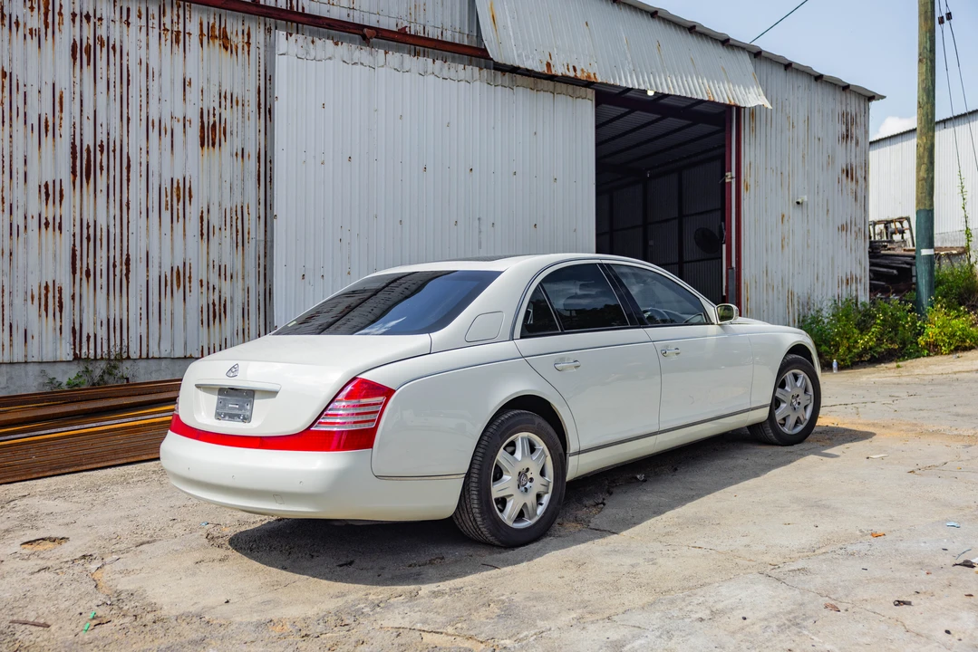 2004 Maybach 57 - Image 15 of 31