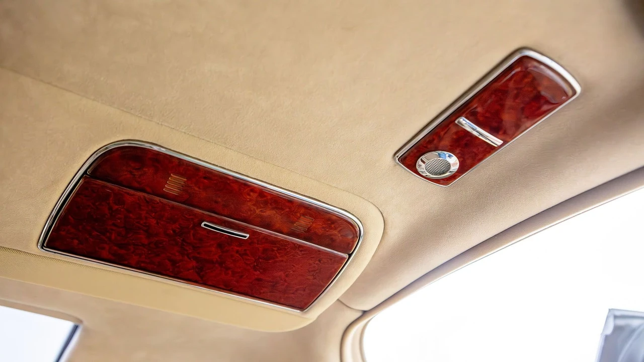 2004 Maybach 57 - Image 27 of 31