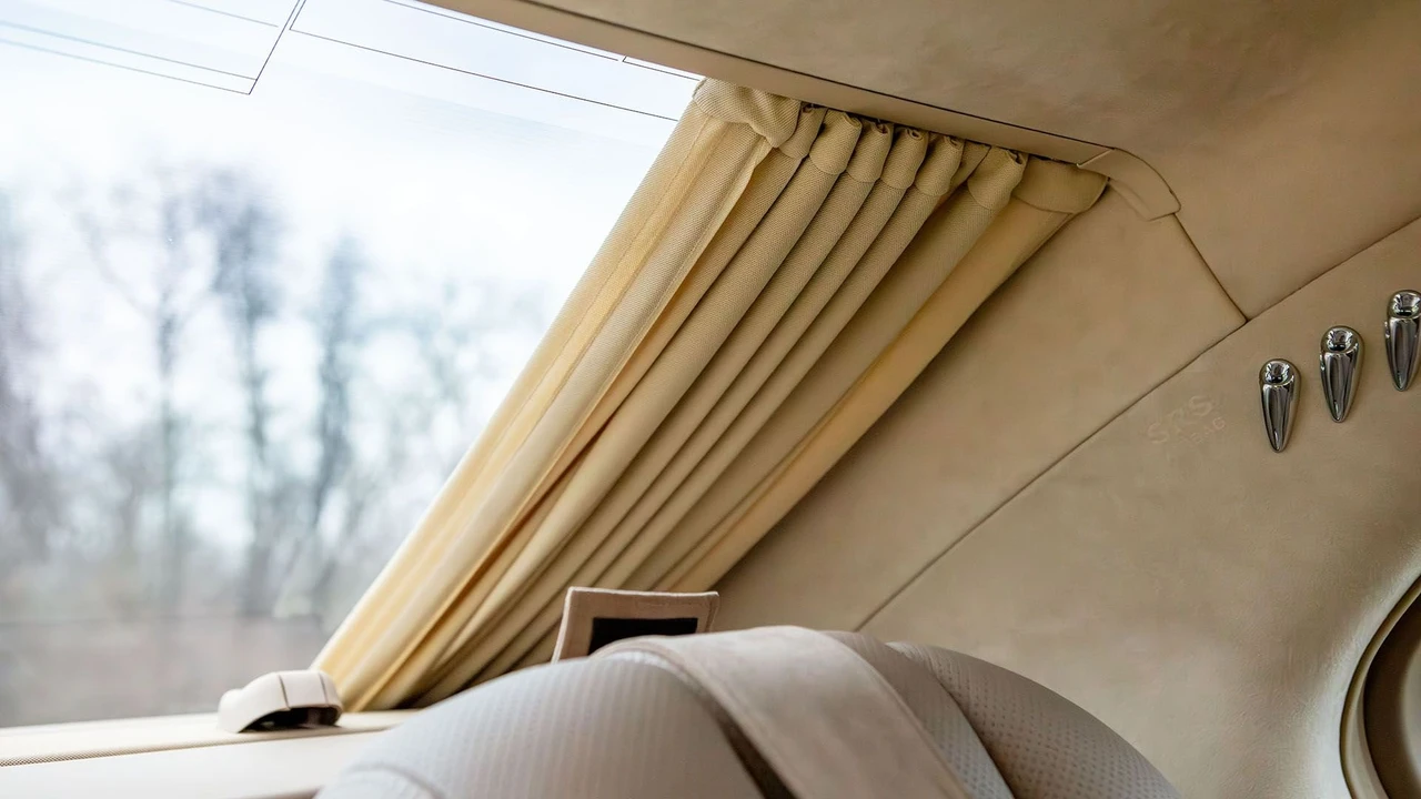 2004 Maybach 57 - Image 29 of 31