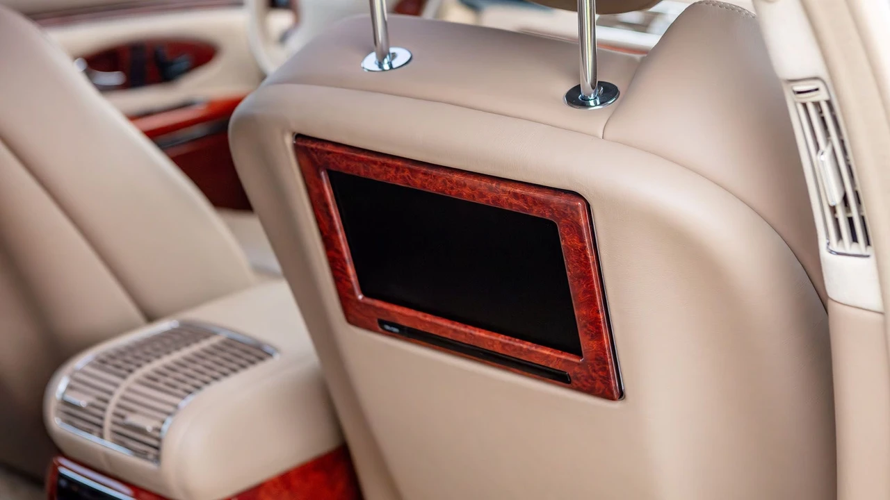 2004 Maybach 57 - Image 16 of 31