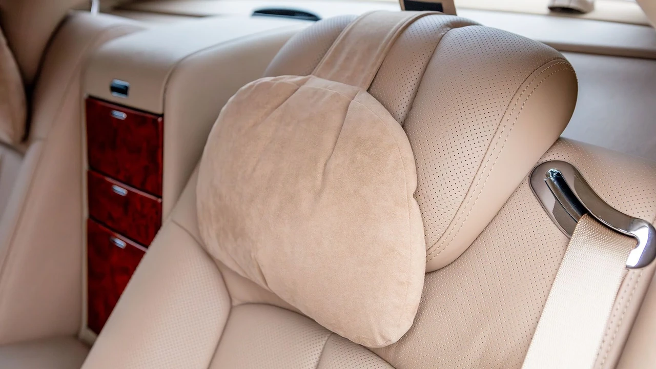 2004 Maybach 57 - Image 5 of 31