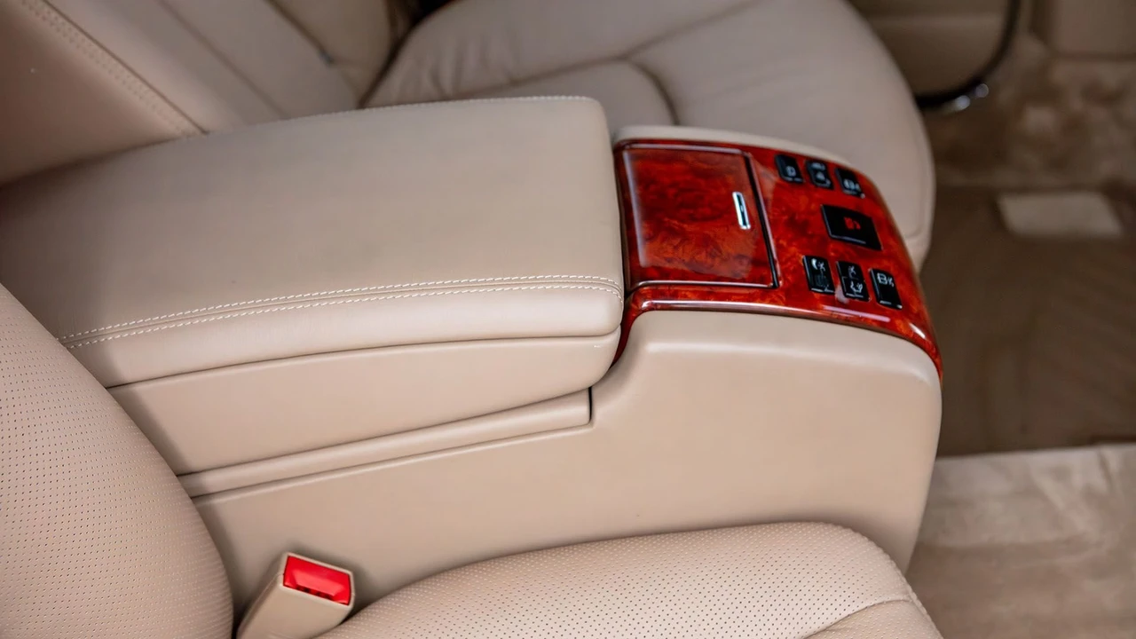 2004 Maybach 57 - Image 19 of 31