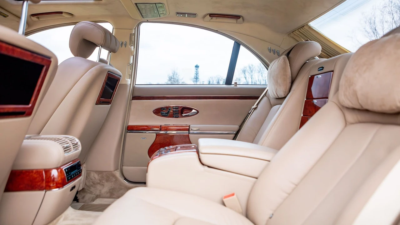 2004 Maybach 57 - Image 7 of 31