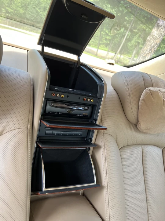 2004 Maybach 57 - Image 23 of 31