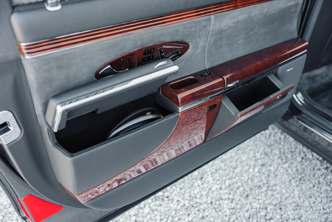 2004 Maybach 62 - Image 3 of 31