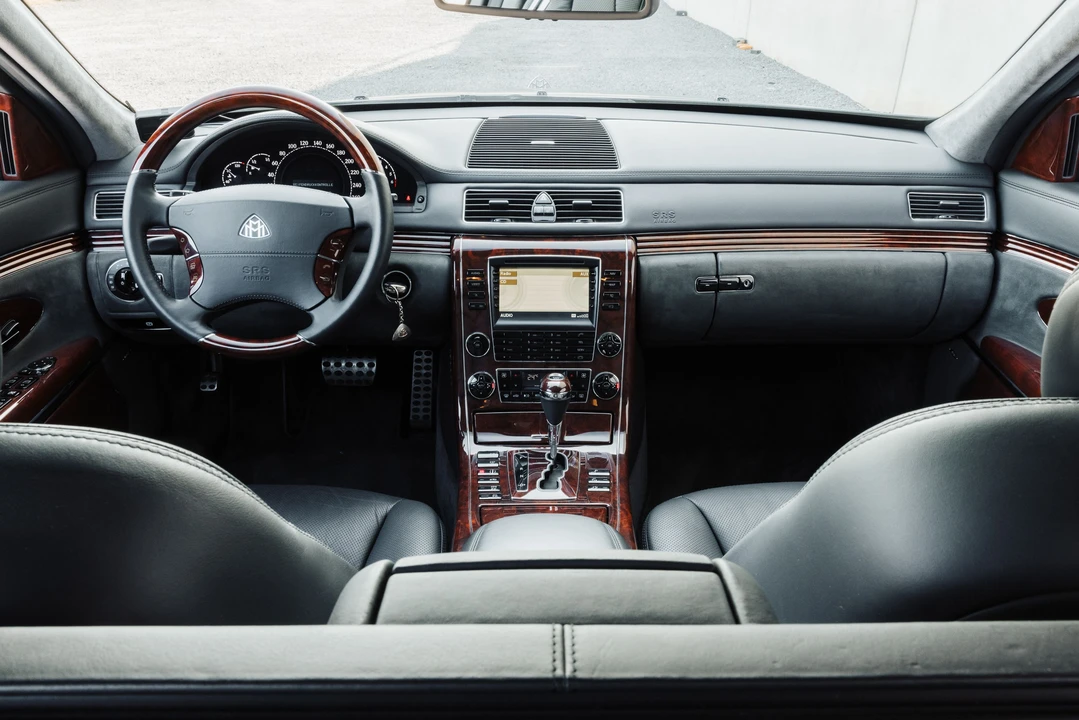 2004 Maybach 62 - Image 27 of 31