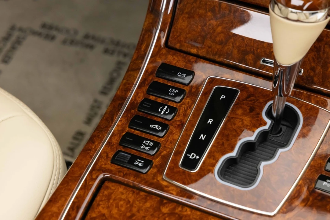 2004 Maybach 57 - Image 30 of 31