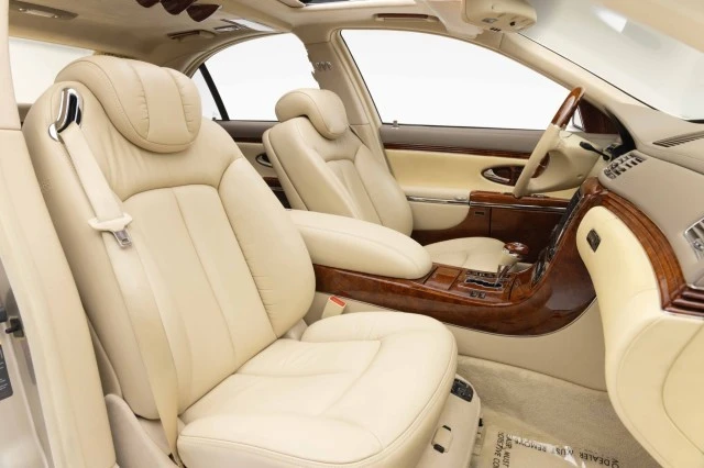 2004 Maybach - Image 4 of 4