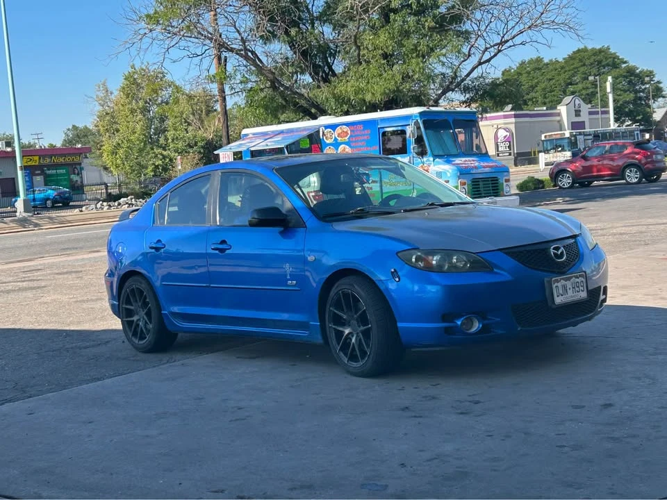 2004 Mazda Lantis - Image 2 of 2