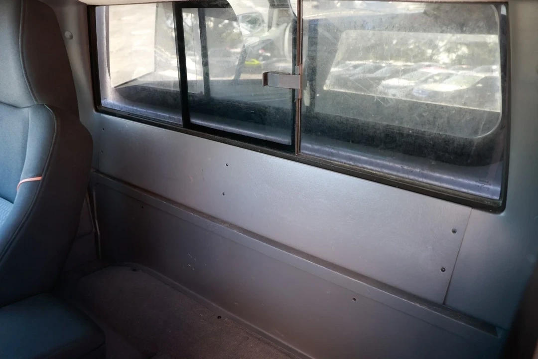 2004 Mazda B Series 5th Gen - Image 10 of 12