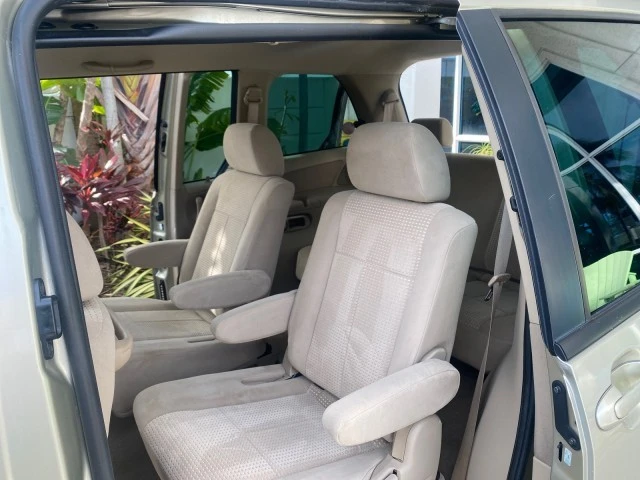 2004 Mazda MPV 2nd Gen - Image 15 of 21
