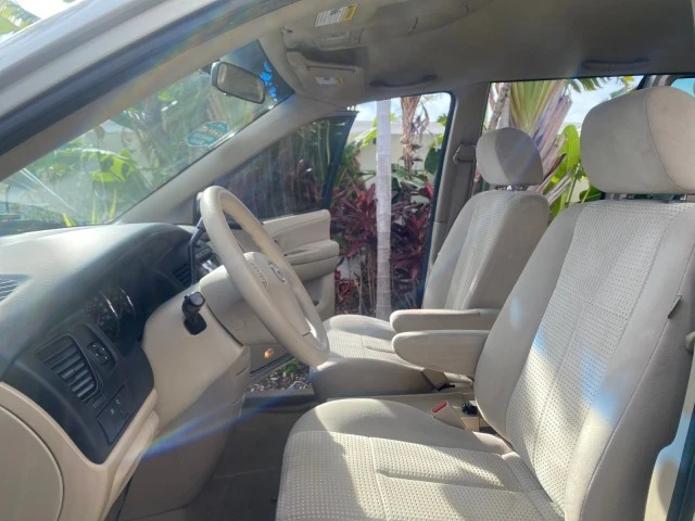 2004 Mazda MPV 2nd Gen - Image 11 of 21