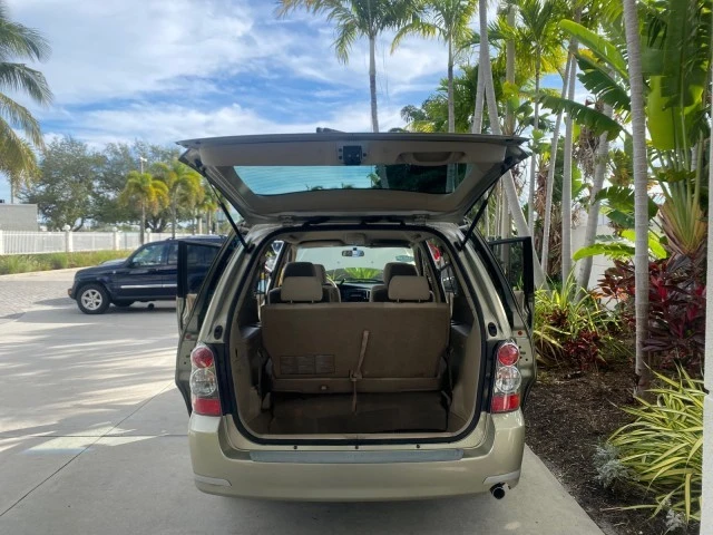2004 Mazda MPV 2nd Gen - Image 16 of 21