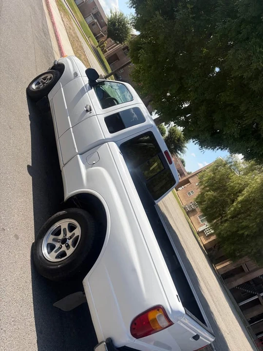 2004 Mazda B Series 5th Gen - Image 6 of 9