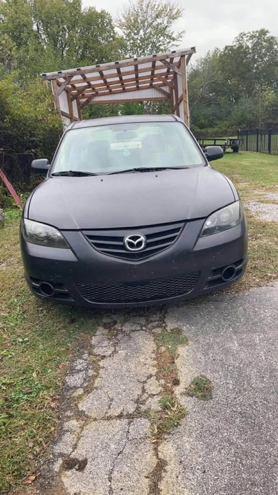 2004 Mazda Mazda 3 1st Gen - Image 4 of 11