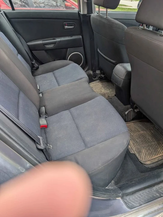 2004 Mazda Mazda 3 1st Gen - Image 7 of 15