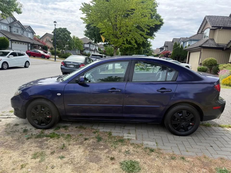 2004 Mazda Mazda 3 1st Gen - Image 3 of 6