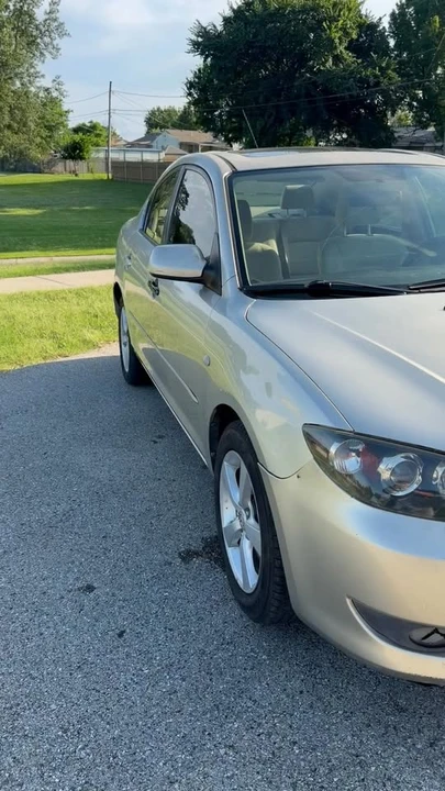 2004 Mazda Mazda 3 1st Gen - Image 12 of 12