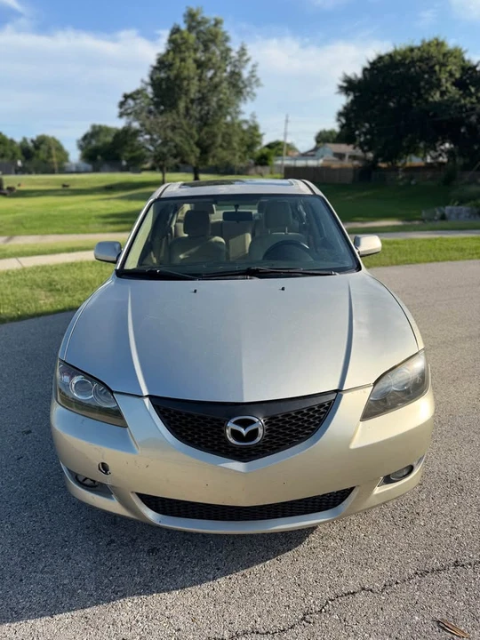 2004 Mazda Mazda 3 1st Gen - Image 10 of 12