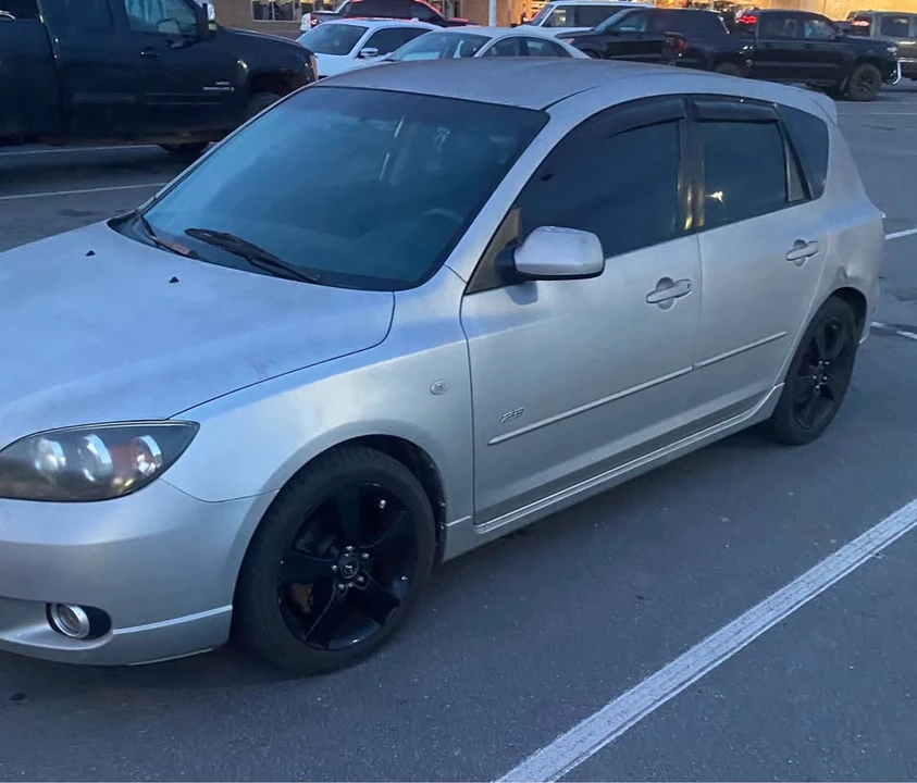 2004 Mazda Mazda 3 1st Gen - Image 2 of 9