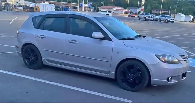 2004 Mazda Mazda3 2.5 S Hatchback 4D