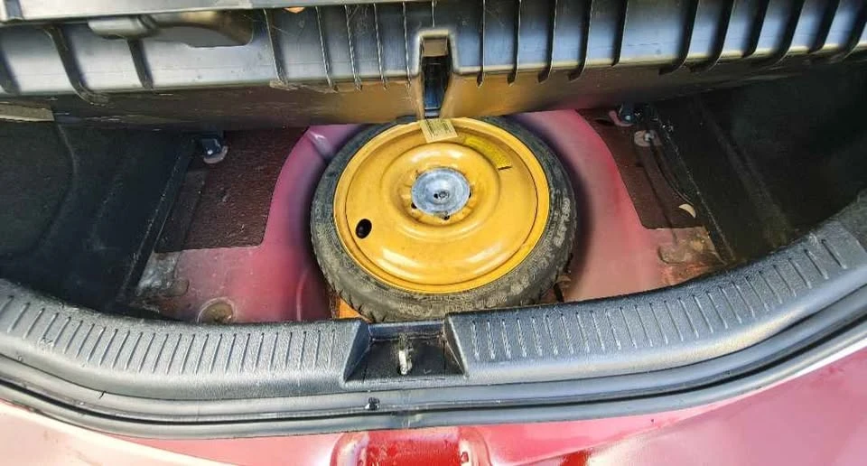 2004 Mazda Mazda 3 1st Gen - Image 12 of 14