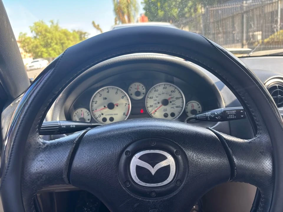 2004 Mazda NB MX-5 Miata - Image 5 of 5