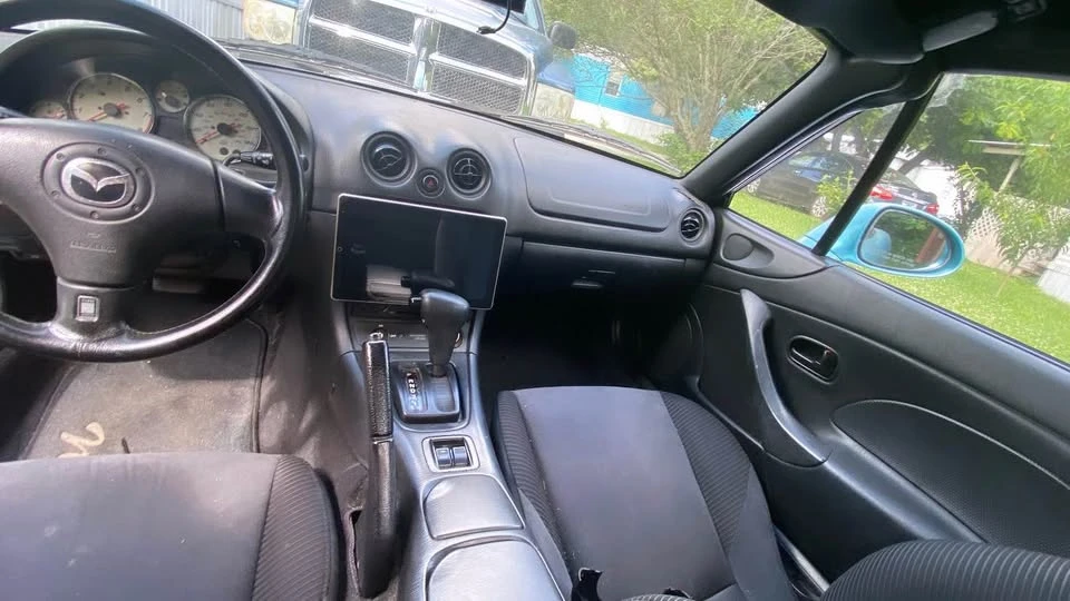 2004 Mazda NB MX-5 Miata - Image 7 of 9