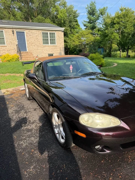 2004 Mazda NB MX-5 Miata - Image 2 of 8